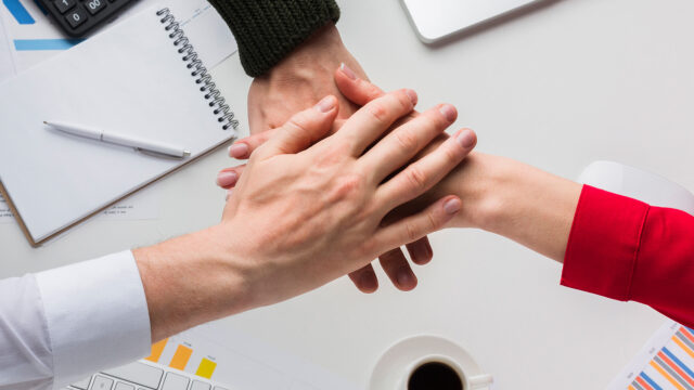 Aliansi Strategis Jenis dan Manfaatnya untuk Meningkatkan Competitive Advantage