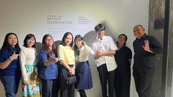 2025 Media x Space: Beyond Illumination – Menyelami Seni Cahaya sebagai Pengetahuan, Transformasi, dan Energi