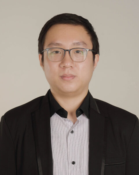 Riccosan, S.Kom., M.Kom.