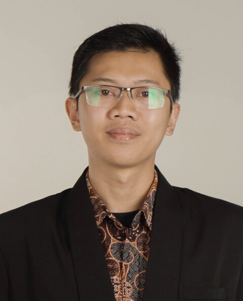 Labba Awwabi, S.Tr.Kom., M.Kom.