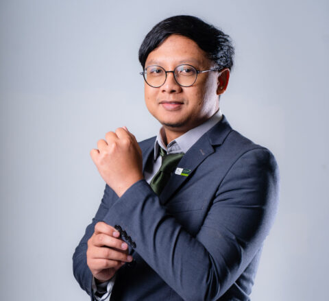 Artha Sanjaya, S.Ds., M.A.B