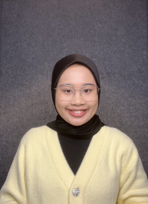 THANIA FARDHA YUGHNI