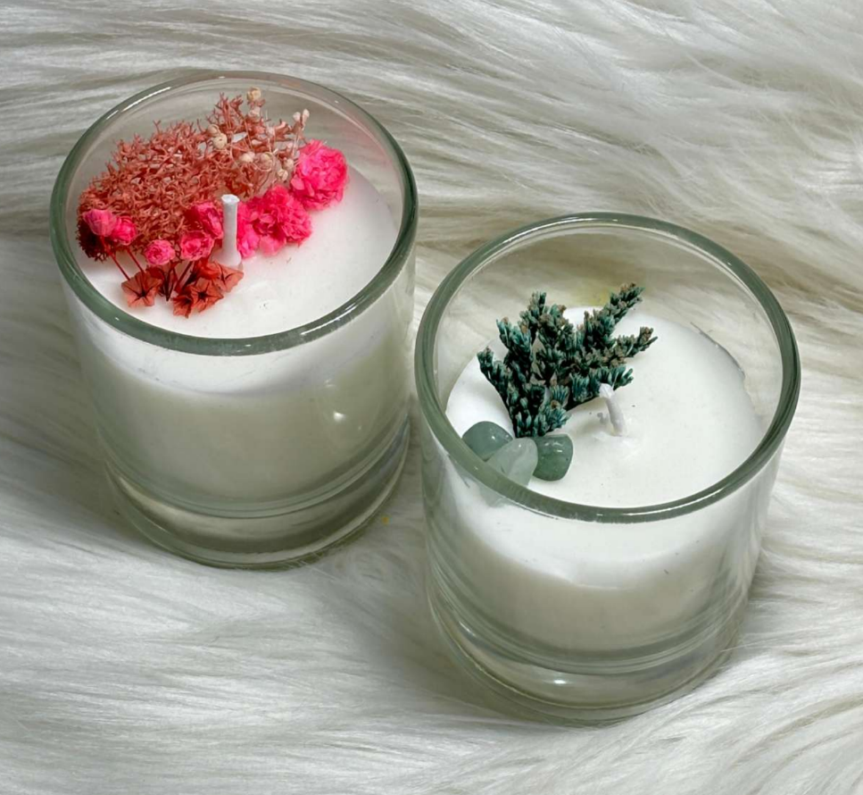 Treasuria Signature Candle