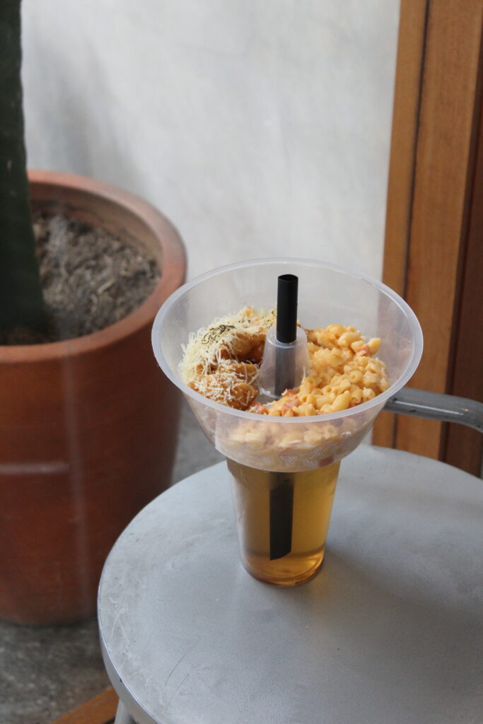 Macarena - Snack Tray Basic