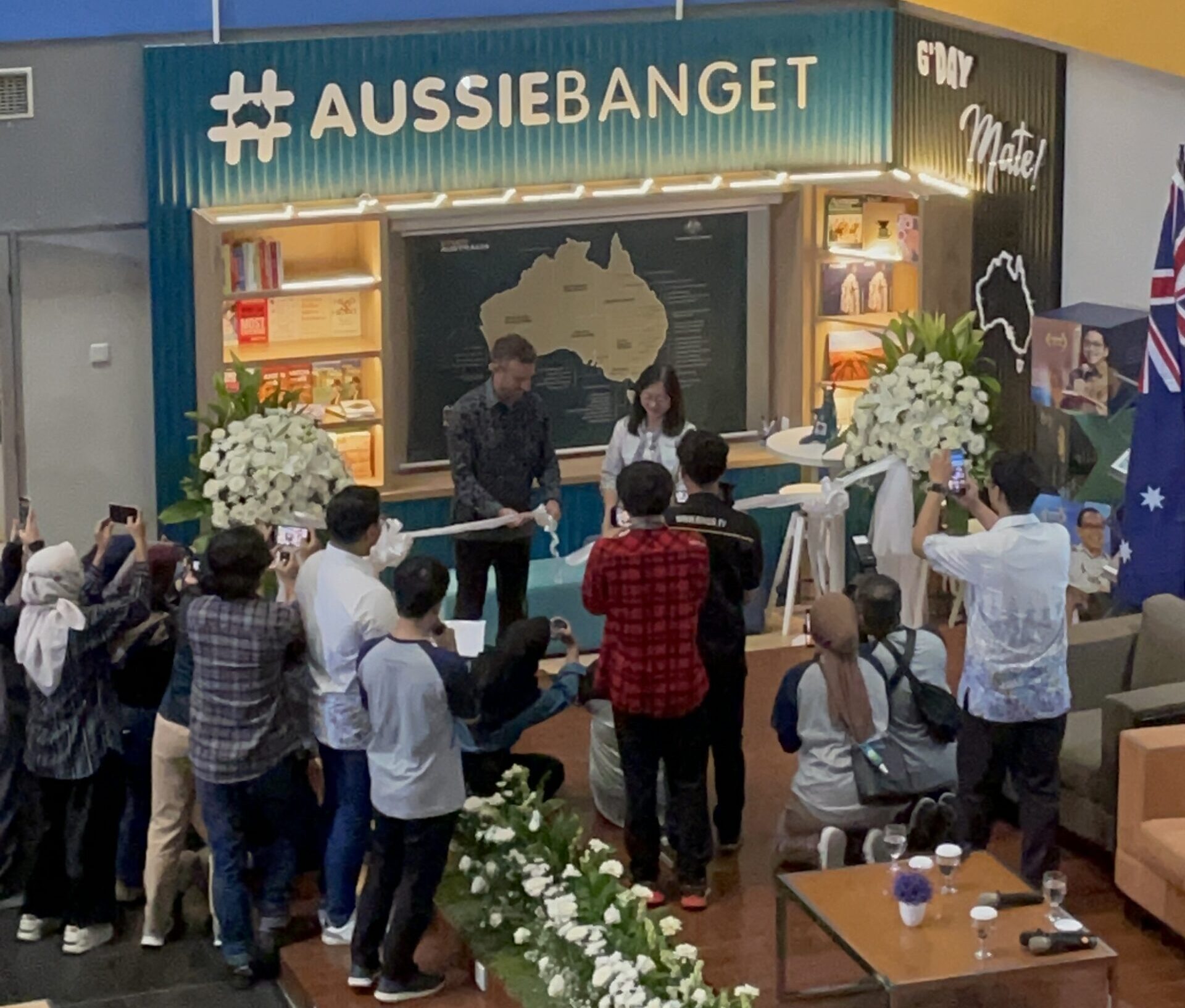 Mengubah Kehidupan Mahasiswa: Dampak dari AussieBanget Corner di BINUS UNIVERSITY