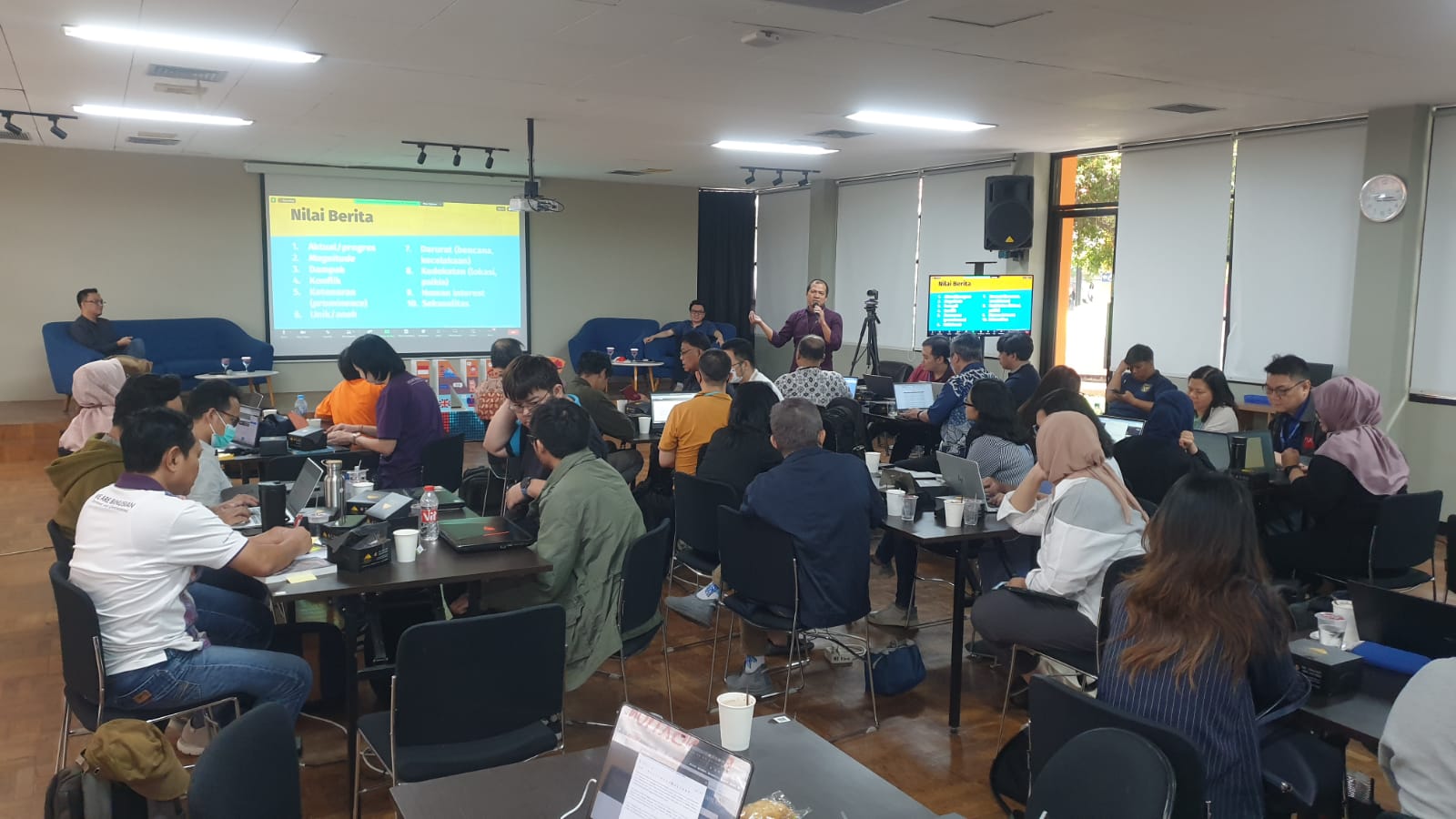Workshop Science Communication: “Menyulap Penelitian Menjadi Sorotan”
