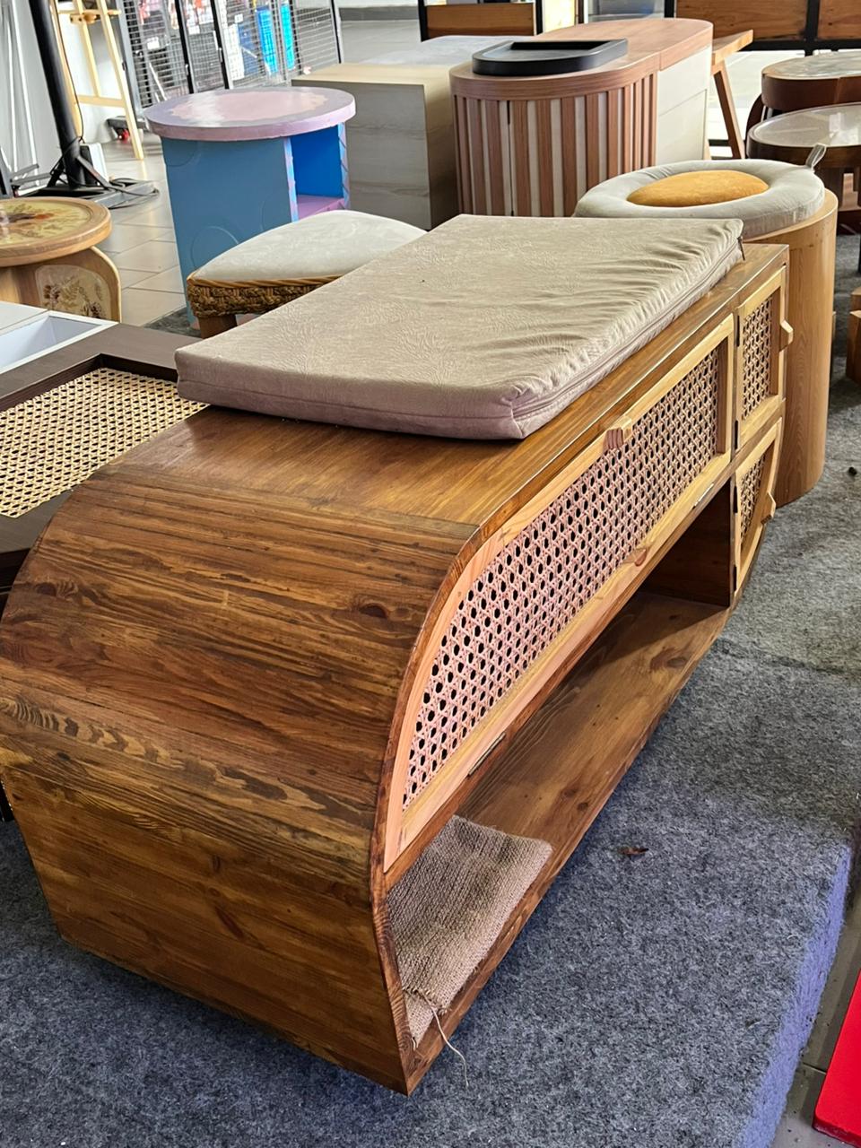 Furniture Design 2 &ldquo;Smart and Multifunction Furniture&rdquo;