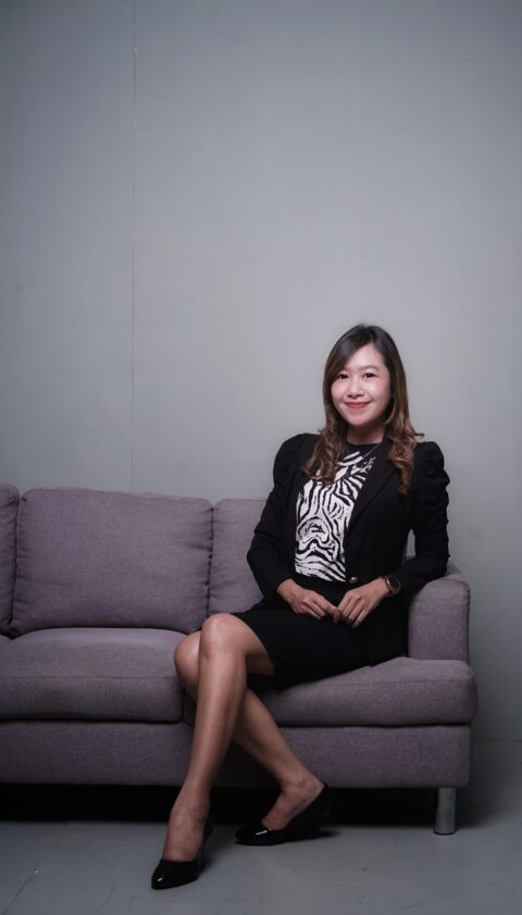 NISRIN HUSNA, S.I.KOM., M.I.KOM.