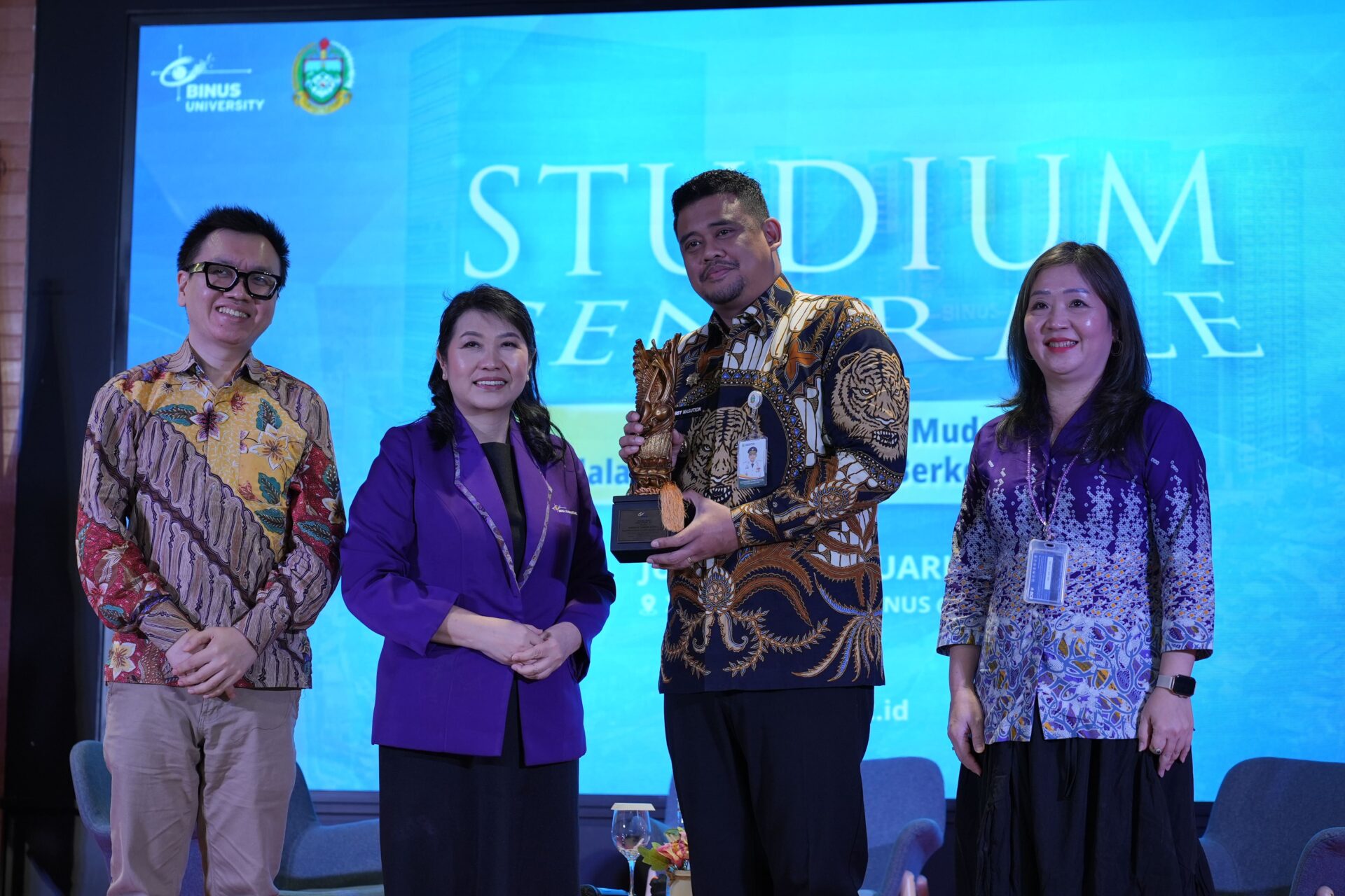 Generasi Muda dan Tantangan Pembangunan Berkelanjutan, BINUS @Medan mengadakan Studium Generale didukung oleh Gubernur Sumatera Utara