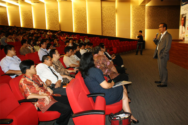 BINUS Meet-Greet-ICT-IBM-Suryo