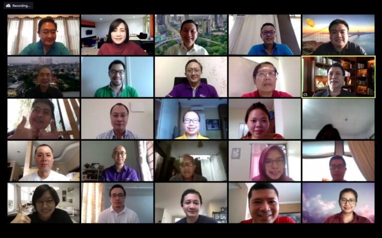 Online meeting untuk persetujuan hasil kerja akhir dari tim Renstra 2035 via aplikasi Zoom tanggal 4 Juni 2020