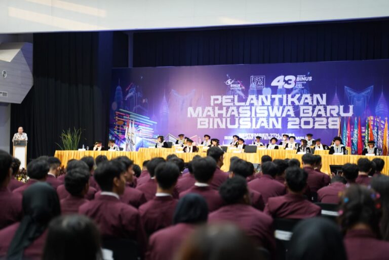 BINUS University Lantik Lebih dari 10.000 Mahasiswa Baru dalam Inaugurasi 2024