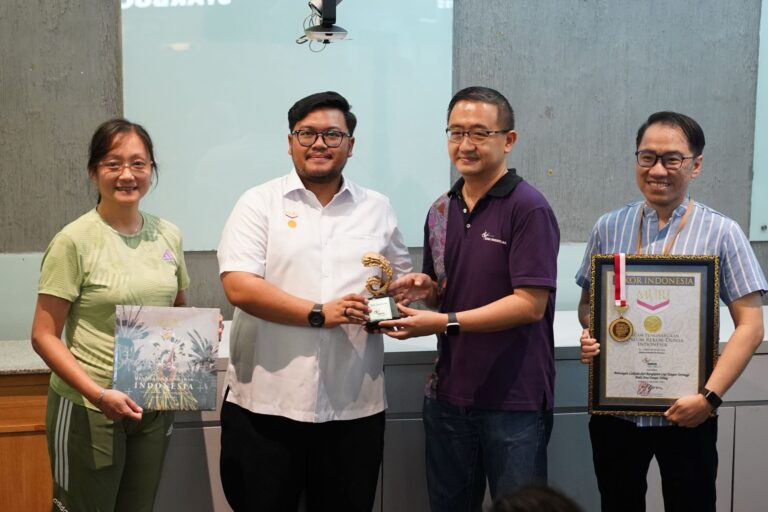 Hari Olahraga Nasional, BINUS @Kemanggisan Dapatkan Rekor MURI