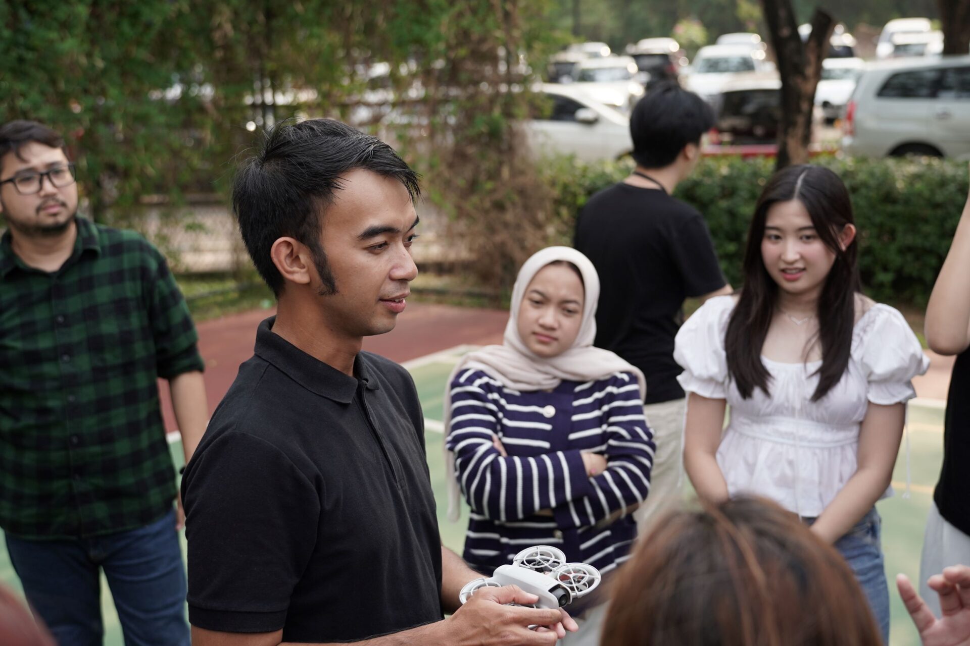 BINUS UNIVERSITY bersama DJI Indonesia Menginspirasi Mahasiswa BINUS @Bekasi melalui Teknik Drone Photography