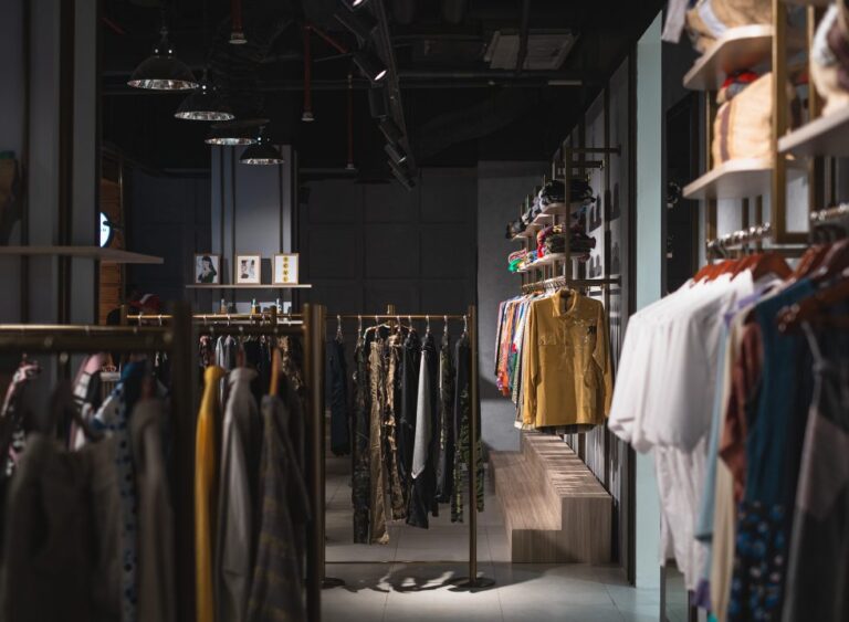 5 Tips Sukses Membangun Brand Lokal Fashion Lewat E-commerce