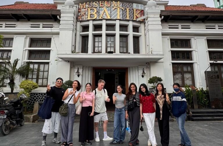 Mahasiswa Fashion Program BINUS UNIVERSITY Lakukan Immersion Trip ke Pekalongan: Mendalami Budaya, Menghidupkan Warisan dalam Karya