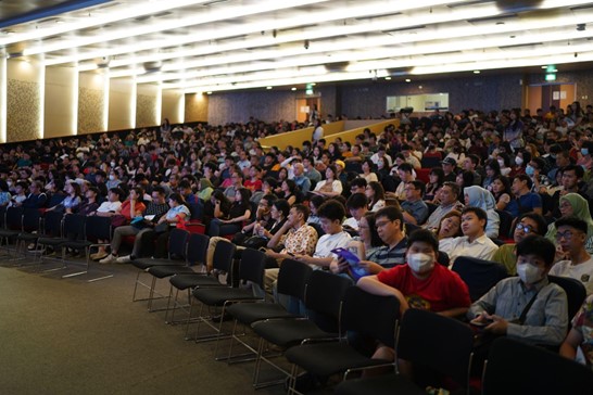 Ribuan Calon Mahasiswa dari Seluruh Nusantara
Padati Kampus BINUS UNIVERSITY