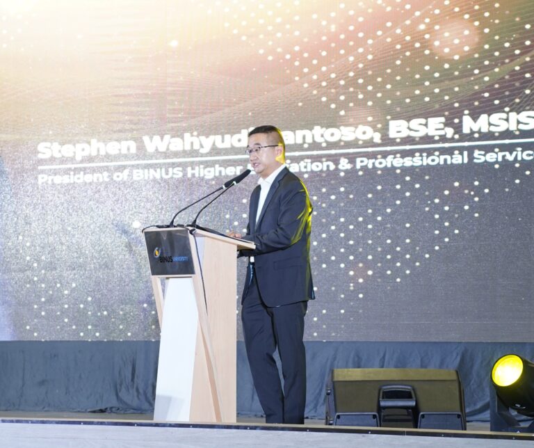 Dari Alumni untuk Negeri: Kolaborasi Lintas Generasi dalam BINUS Alumni Awarding Night 2025