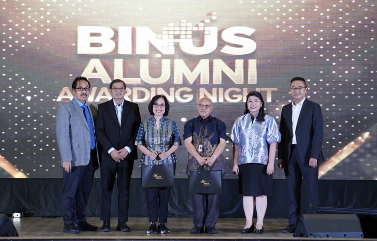 BINUS University Rayakan Kontribusi Alumni Berdampak Lewat BINUS Alumni Awarding Night 2025