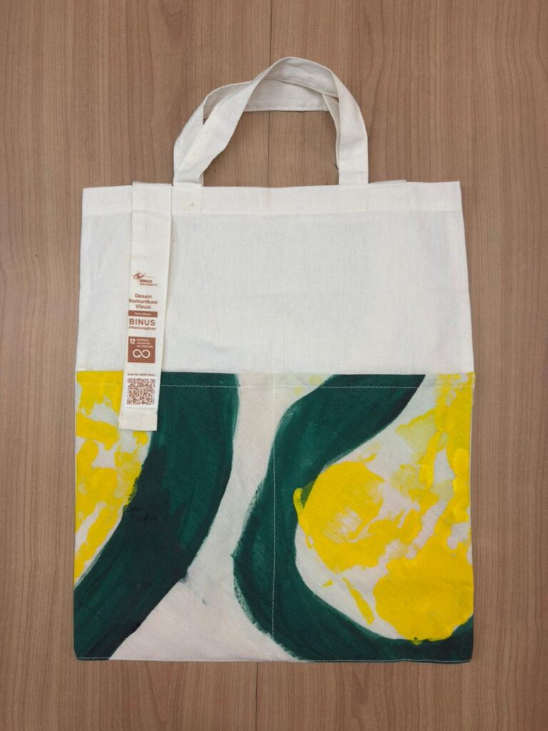 Dari Rekor MURI Menjadi Karya Berkelanjutan: BINUS @Kemanggisan Ubah Lukisan 23 Meter Jadi Totebag Ramah Lingkungan