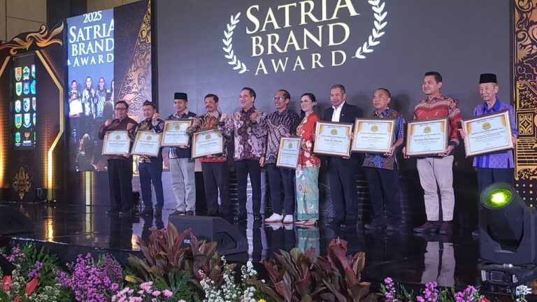 BINUS University Raih Satria Edukasi Award 2025 sebagai Perguruan Tinggi Kelas Dunia Bidang Teknologi Informasi