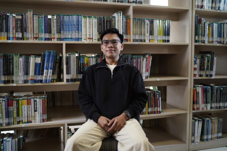 Adriyano Tembus Dunia Industri Sebelum Wisuda, Raih Predikat Lulusan Terbaik School of Accounting BINUS University melalui Beasiswa