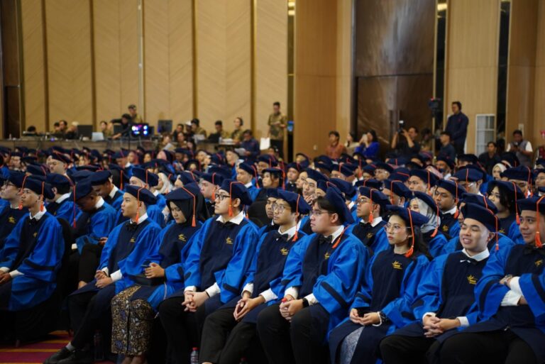 85,93% Lulus dan Langsung Bekerja, BINUS @Malang Kukuhkan 398 Digital Technopreneur Siap Berkarier Global