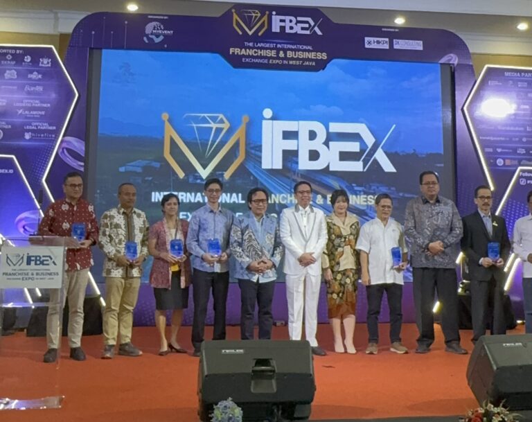 BINUS @Bandung Dinobatkan Menjadi Kampus Pendukung Wirausaha Muda Terbaik di Jawa Barat