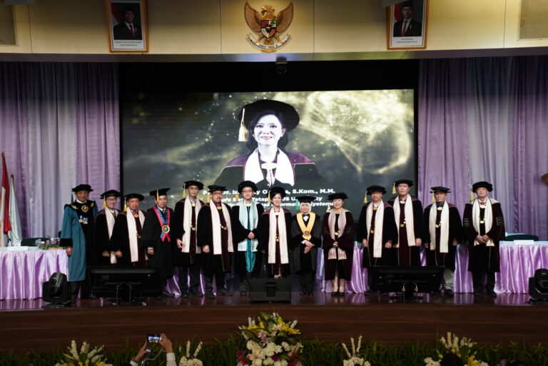 Saat AI Tak Bisa Berdiri Sendiri: BINUS Kukuhkan Prof. Tanty Oktavia, Soroti Pentingnya Human–AI Collaboration