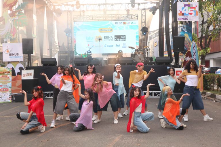 Ribuan Pengunjung Meriahkan The 9th Manawa Festival 2026 Sebuah Kolaborasi Harmoni Budaya dan Inovasi Bisnis BINUS @Bandung